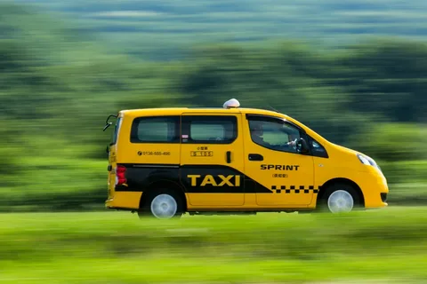 Best Umrah Taxi Service in Saudi Arabia for Pilgrims
